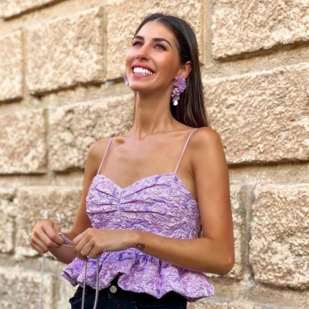 ❌🛑SOLD🛑❌Peplum Limited Edition Top - Picture 6 of 15